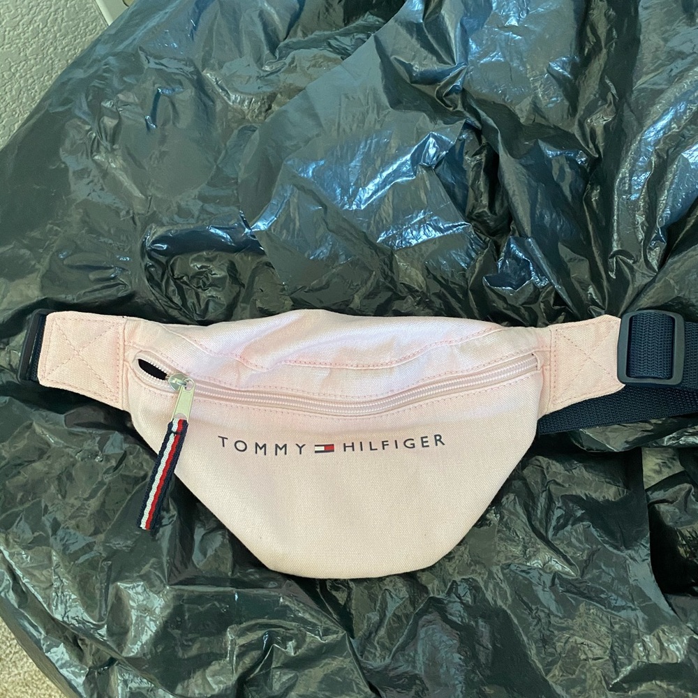 Fanny pack pink and blue color